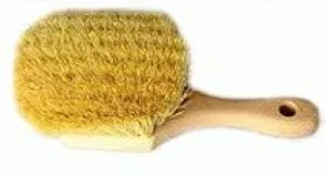 8" Tampico Fender Brush