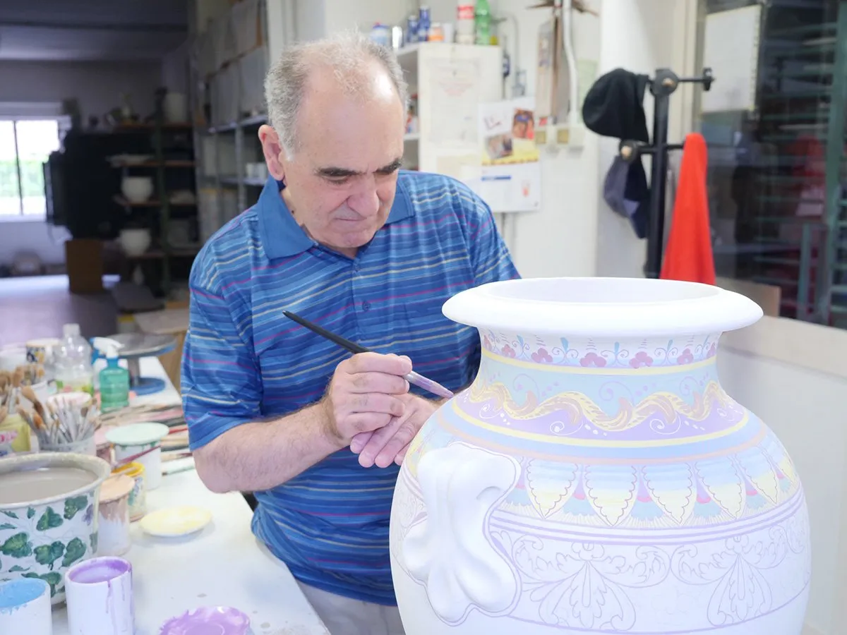 Eugenio Customized Dinnerware, B-06