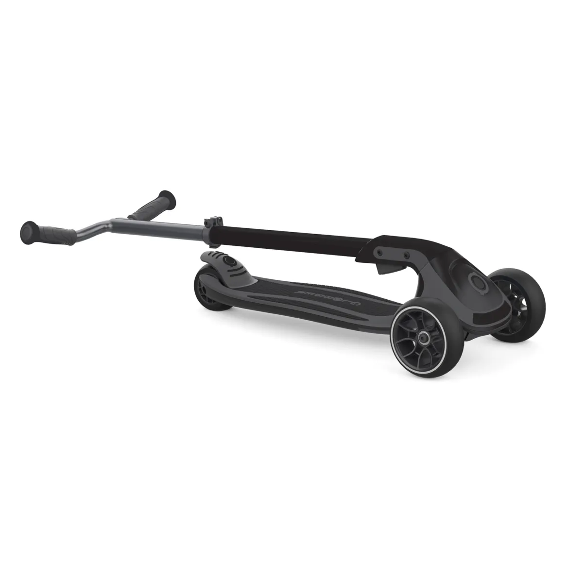 Globber Ultimum 3-Wheel Scooter